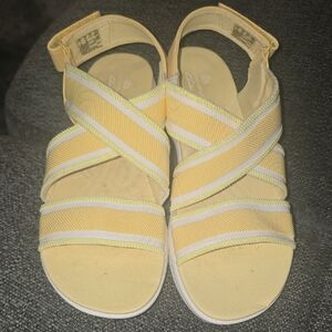 Cloudsteppers by Clarks Pale Yellow and White Strappy Sandals